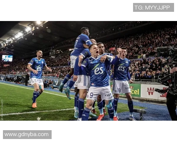 纽卡斯尔喷气机与墨尔本的精彩对决比分揭晓分析与赛后点评